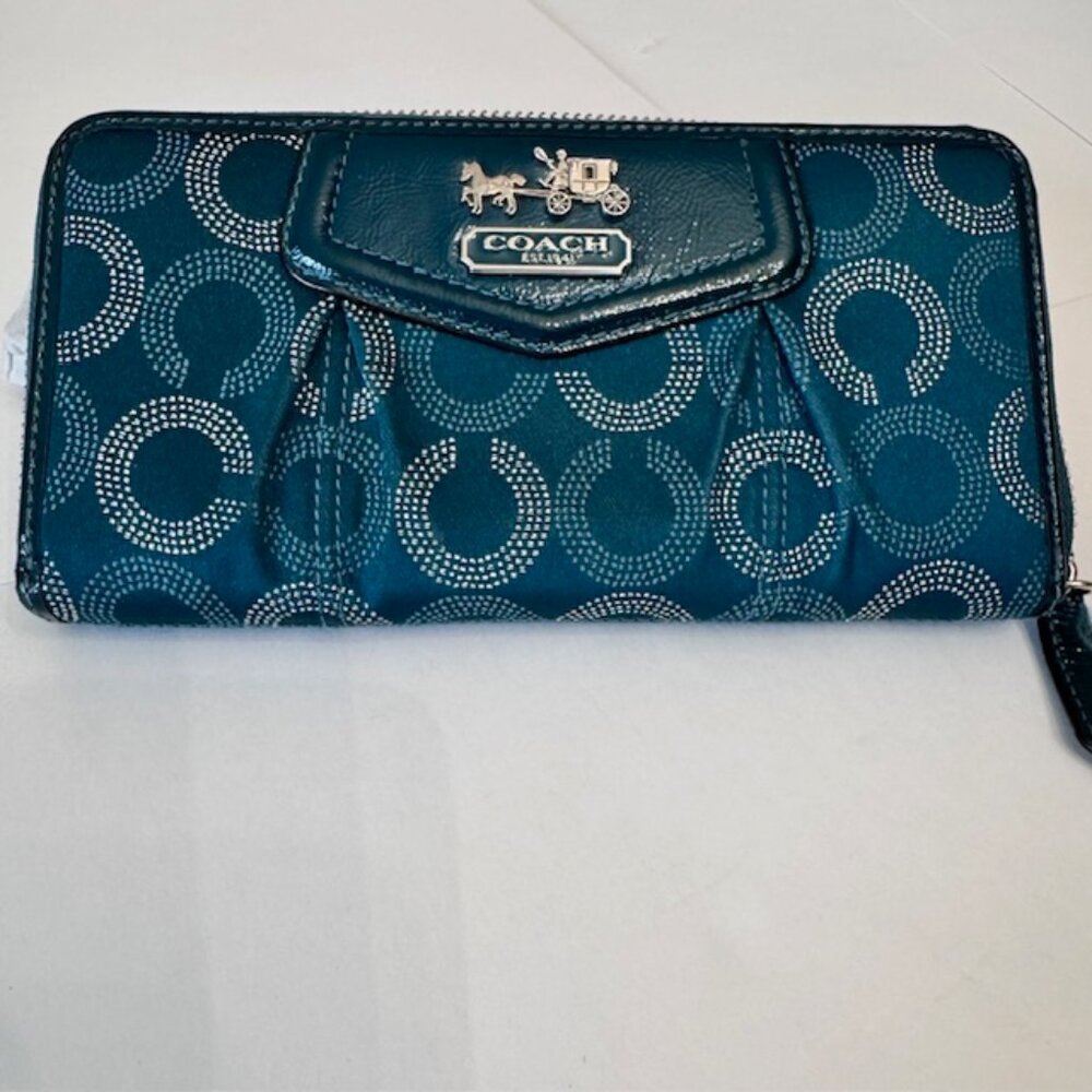 Vintage Coach OP ART ACC Zip Around Wallet Green Fabric Embossed Leather Rare